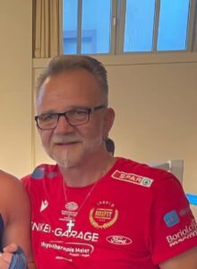 Beat Ruckli ist Trainer im Team von Arnold Boxfit 4133