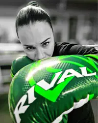 Nadine Schmuck ist Fitnesstrainerin bei Arnold Boxfit